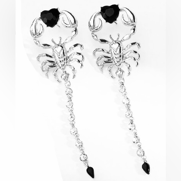 HALLOWEEN SALE Black Onyx Heart Sterling Silver Crystal Scorpion Earrings - Picture 2 of 7